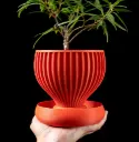 Yin planter pot